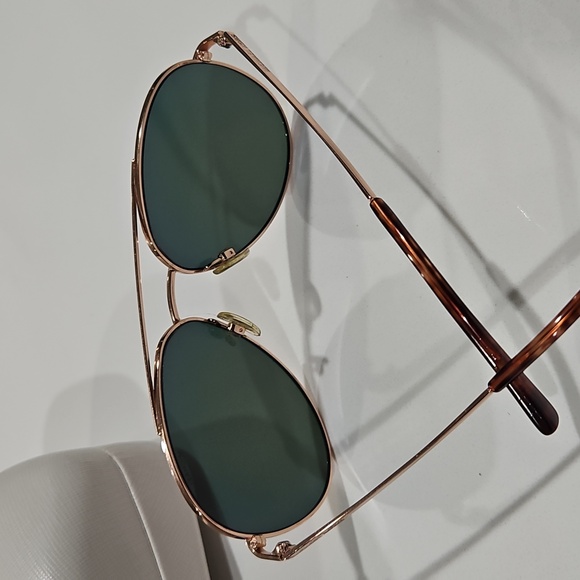 Michael Kors Rose Gold Aviator Sunglasses EUC - Picture 5 of 5